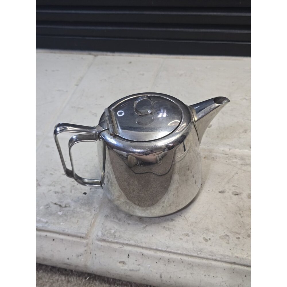 swan brand 6 cup Teapot Made In Germany Stainless Steel